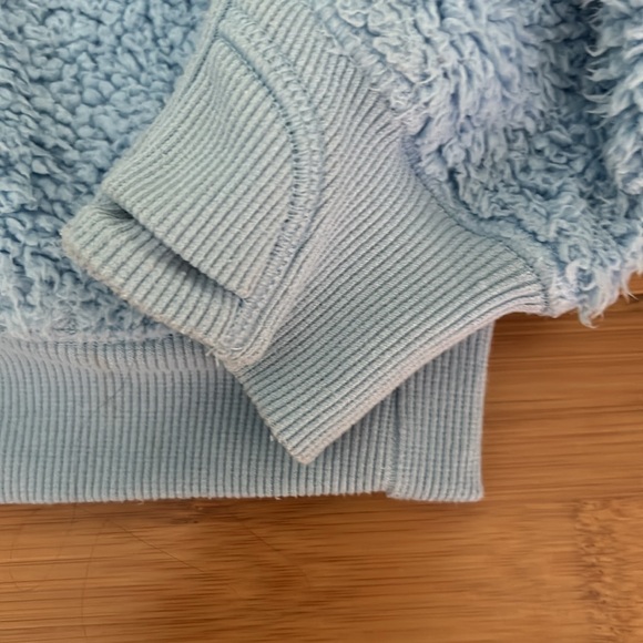 Athleta Girls Cozy Fleece Hoodie size XXL16- baby blue - Picture 4 of 6
